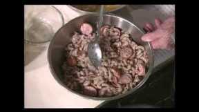 How to Cook Sausage Macaroni Pecan Casserole with Recipe!